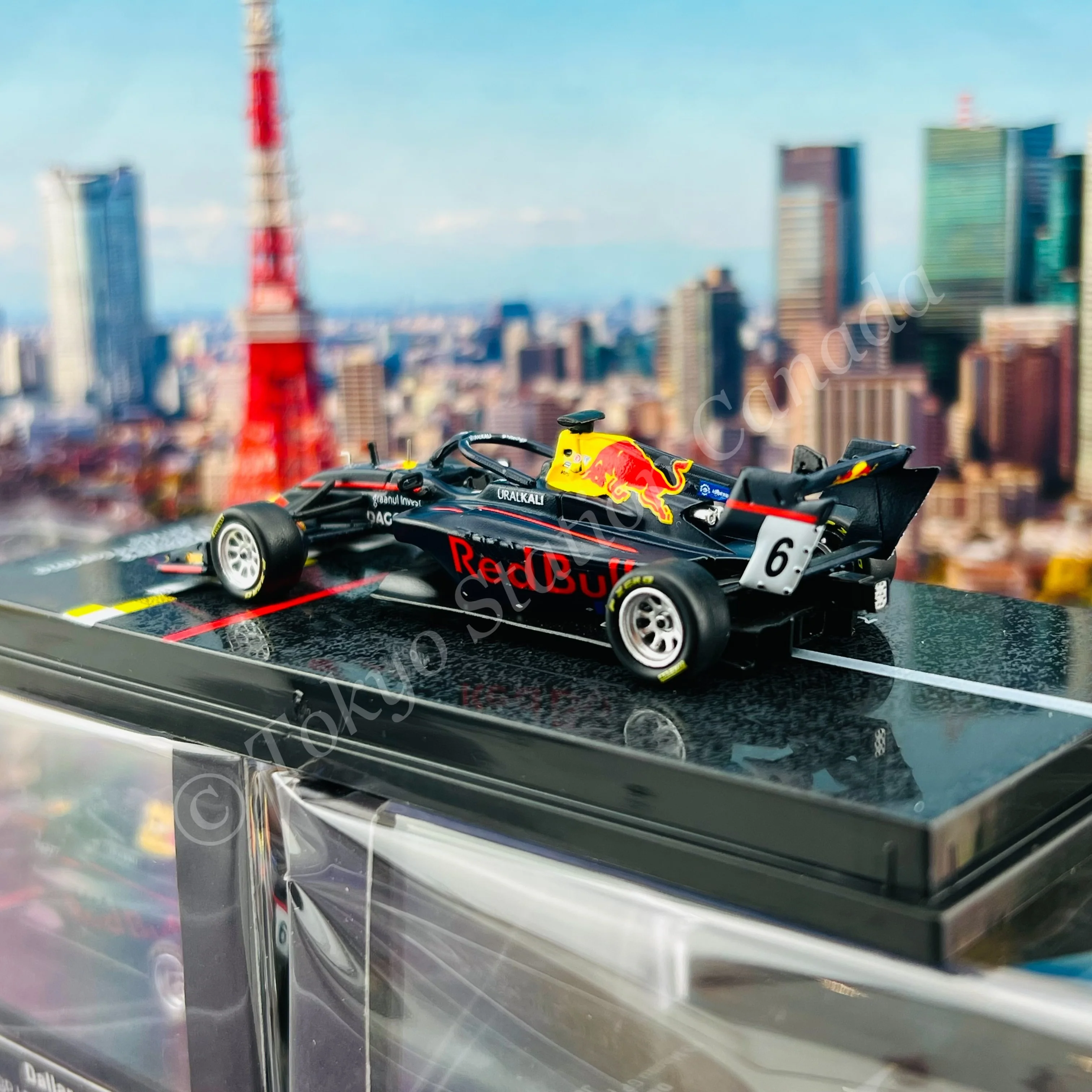 TARMAC WORKS HOBBY64 1/64 Dallara formula 3 Formula 3 Macau Grand Prix FIA F3 World Cup 2019  Jüri VIPS T64-069-19MGP06 - Image 4