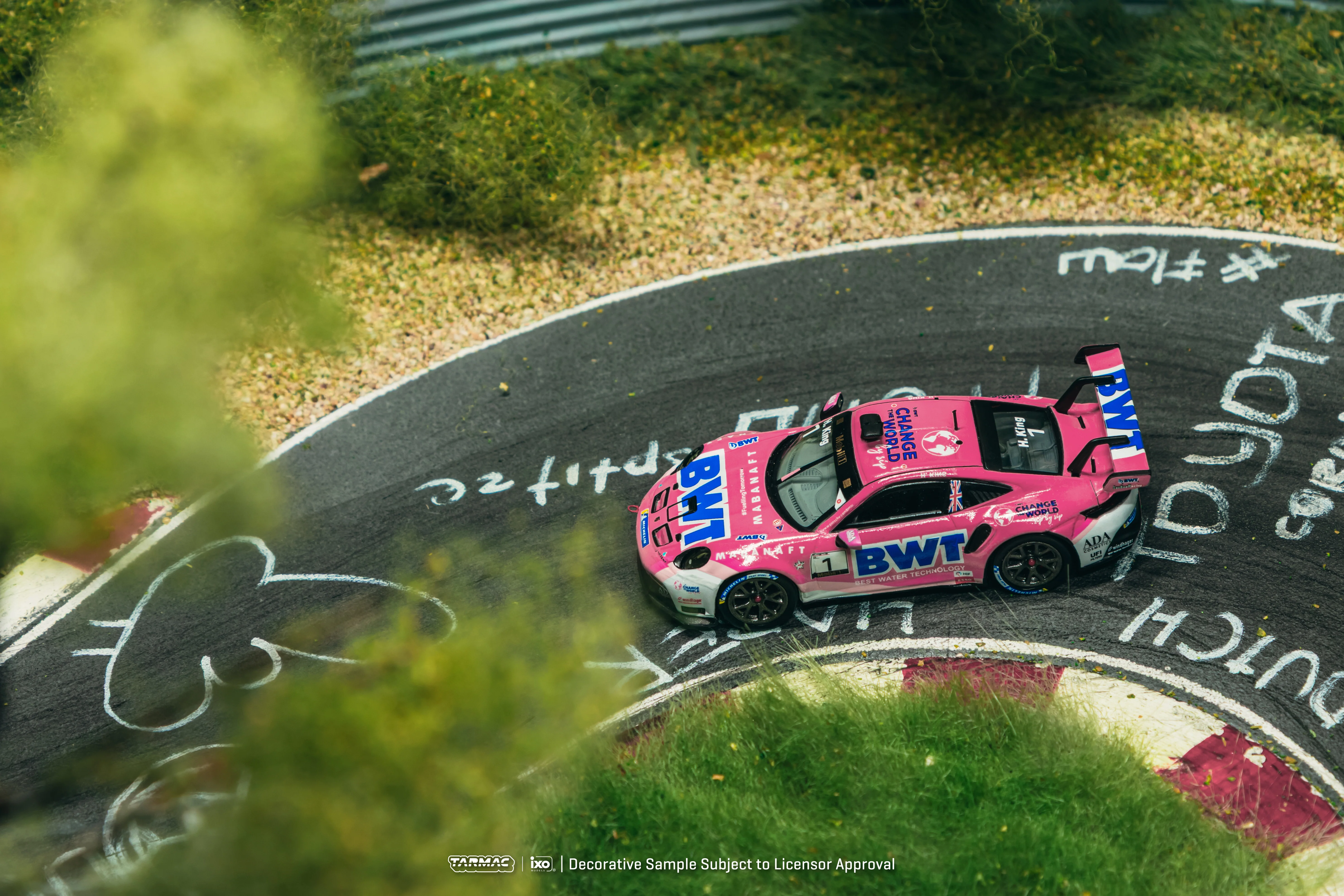PREORDER TARMAC WORKS HOBBY64 1/64 Porsche 911 GT3 Cup (992) Porsche Mobil 1 Supercup 2024 Harry King T64-093-24PSC01 (Approx. Release Date :  FEB 2026 subject to manufacturer's final decision) - Image 2