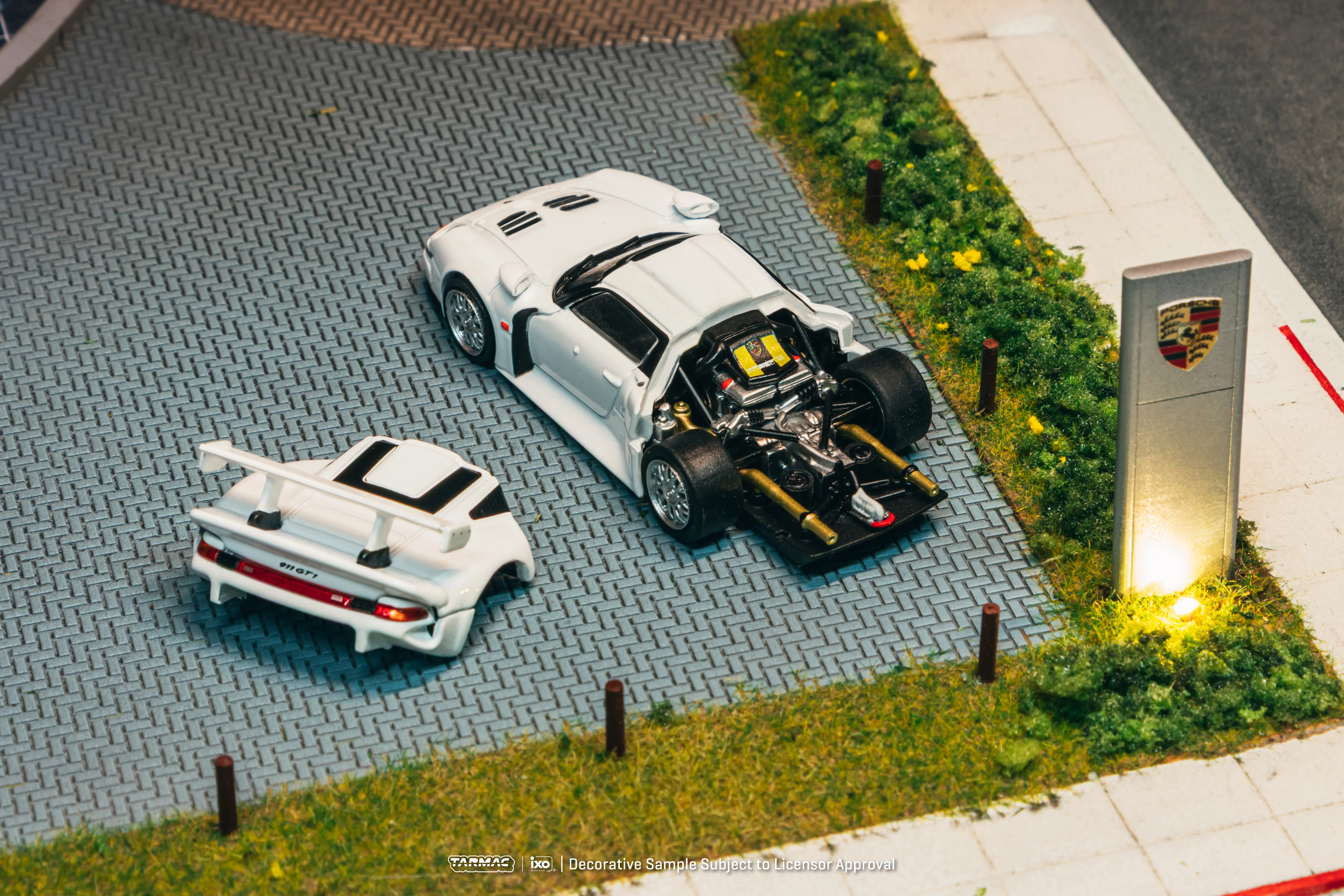 PREORDER TARMAC WORKS HOBBY64+ 1/64 Porsche 911 GT1  White Model Car + Trading Cards Combo Set T64P-004-WH (Approx. Release Date :  FEB 2026 subject to manufacturer's final decision) - Image 3