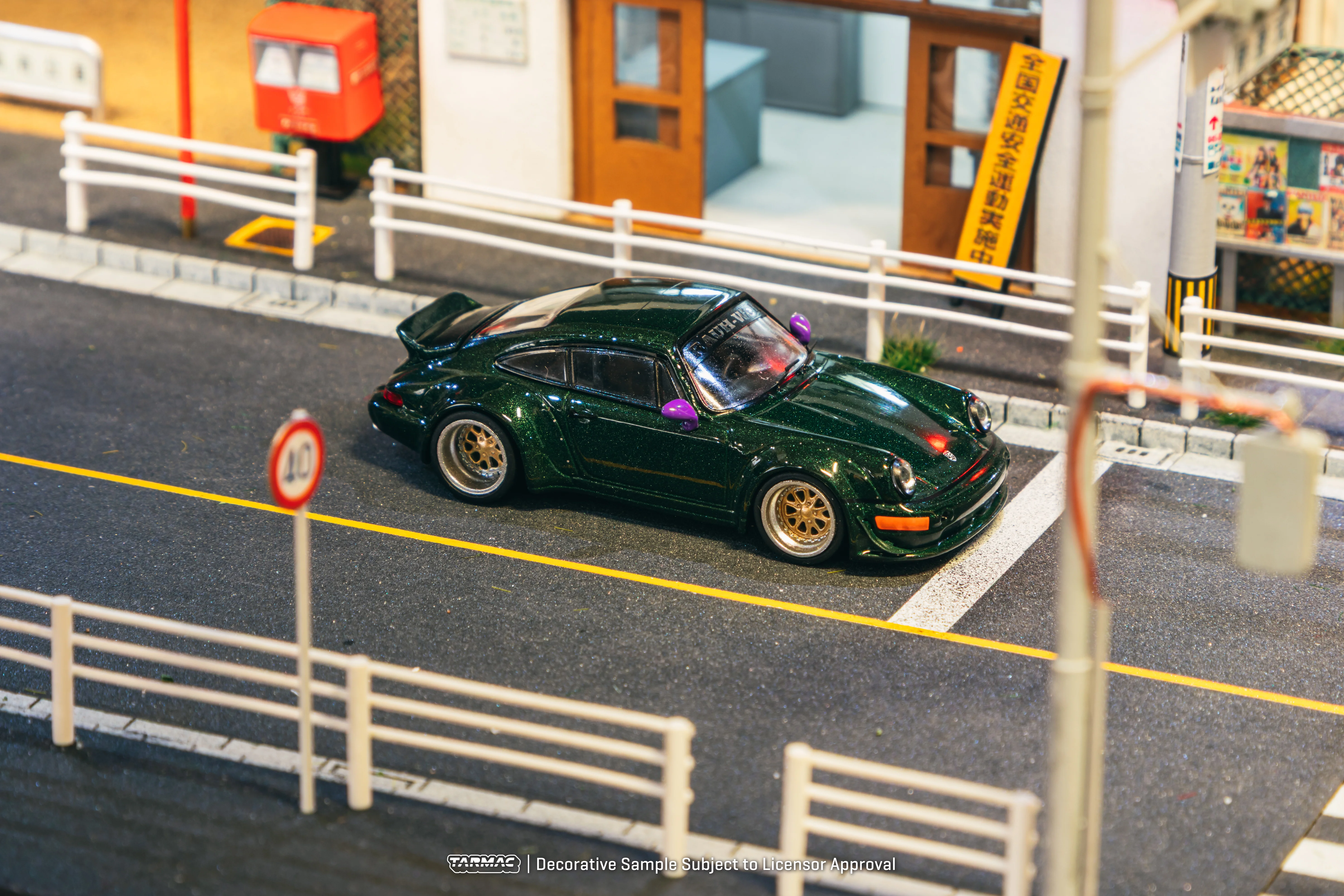 TARMAC WORKS HOBBY64 1/64 RWB 964 Green T64-TL037-GR - Image 2