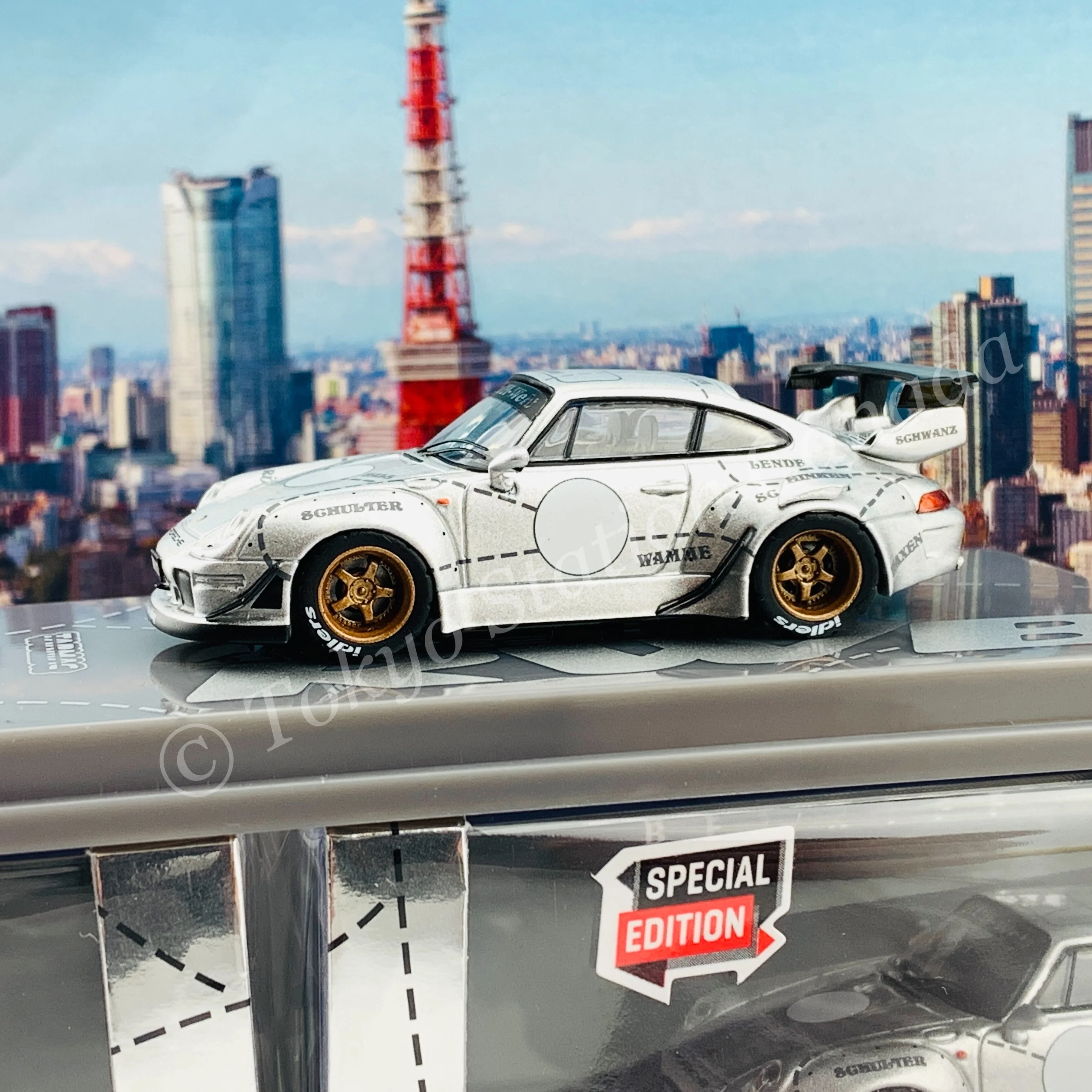 TARMAC WORKS HOBBY64 1/64 RWB 993 Silver Phantom Special Edition T64-017-JC - Image 2