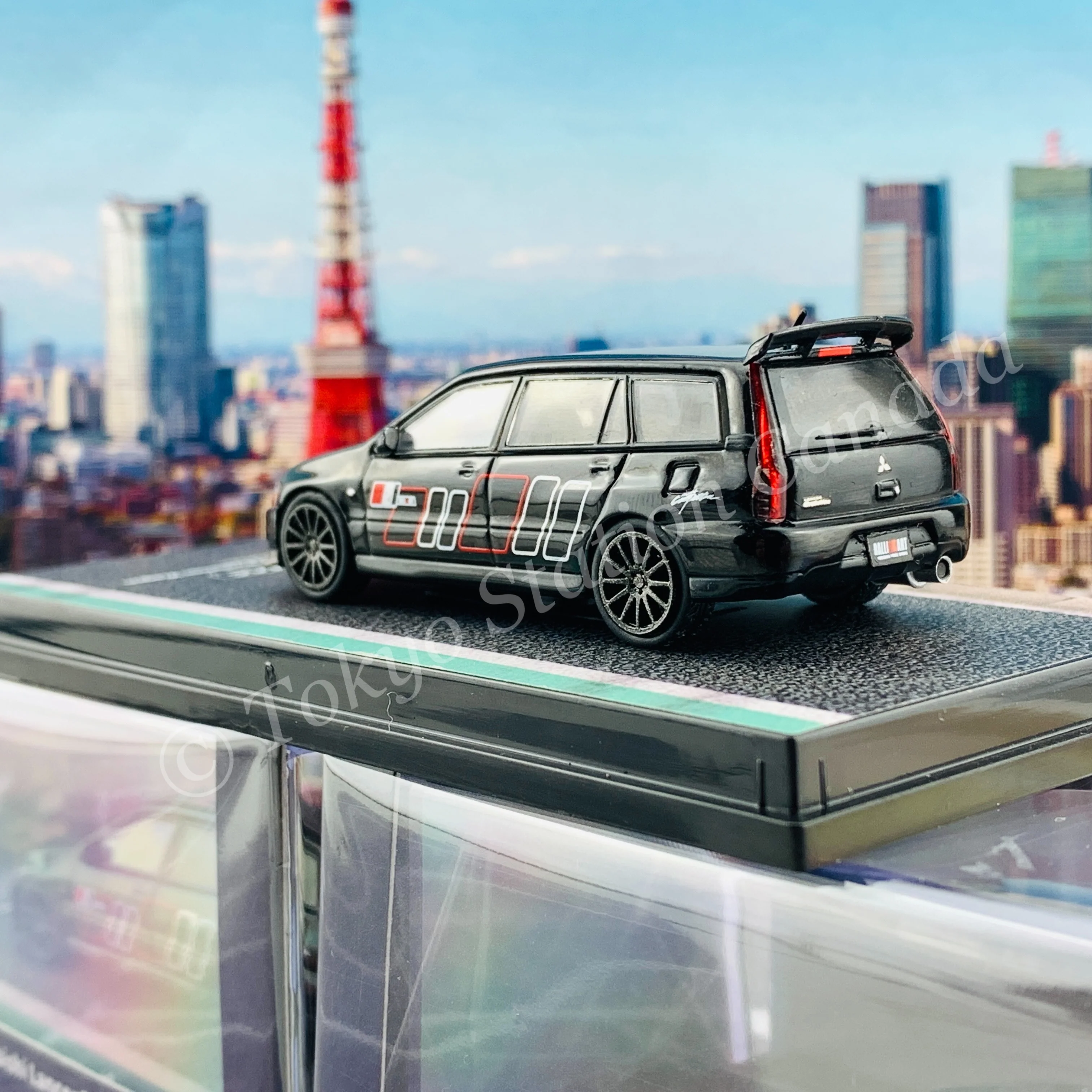 Tarmac Works HOBBY64 Collection 1/64 Mitsubishi Lancer Evolution Wagon Ralliart T64-042-RLA - Image 5