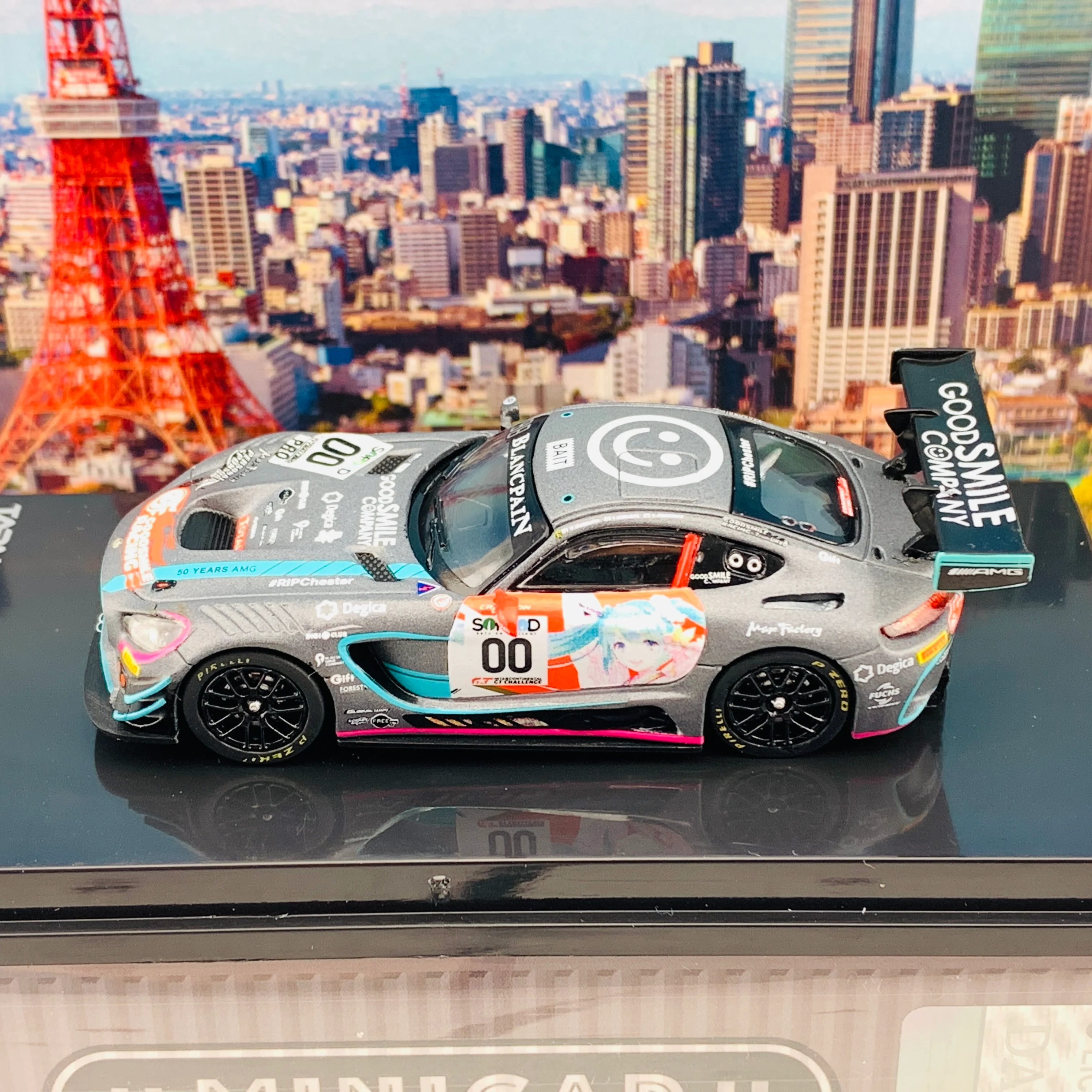 Tarmac Works HOBBY64 Collection 1/64 Mercedes AMG GT3 24 Hours of Spa 2017 Taiwan Exclusive Model Limited Edition 1968 pcs T64-008-17SPA00 - Image 4