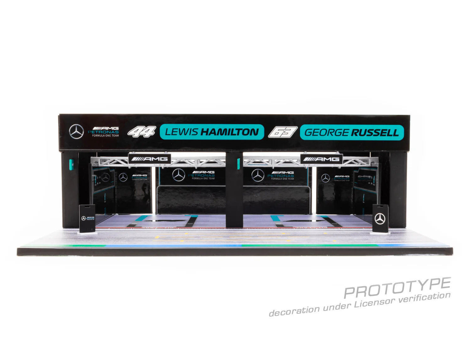 TARMAC WORKS PARTS64 1/64 Pit Garage Diorama Mercedes-AMG Petronas Formula One Team  (No model car included) T64D-001-AMG - Image 5