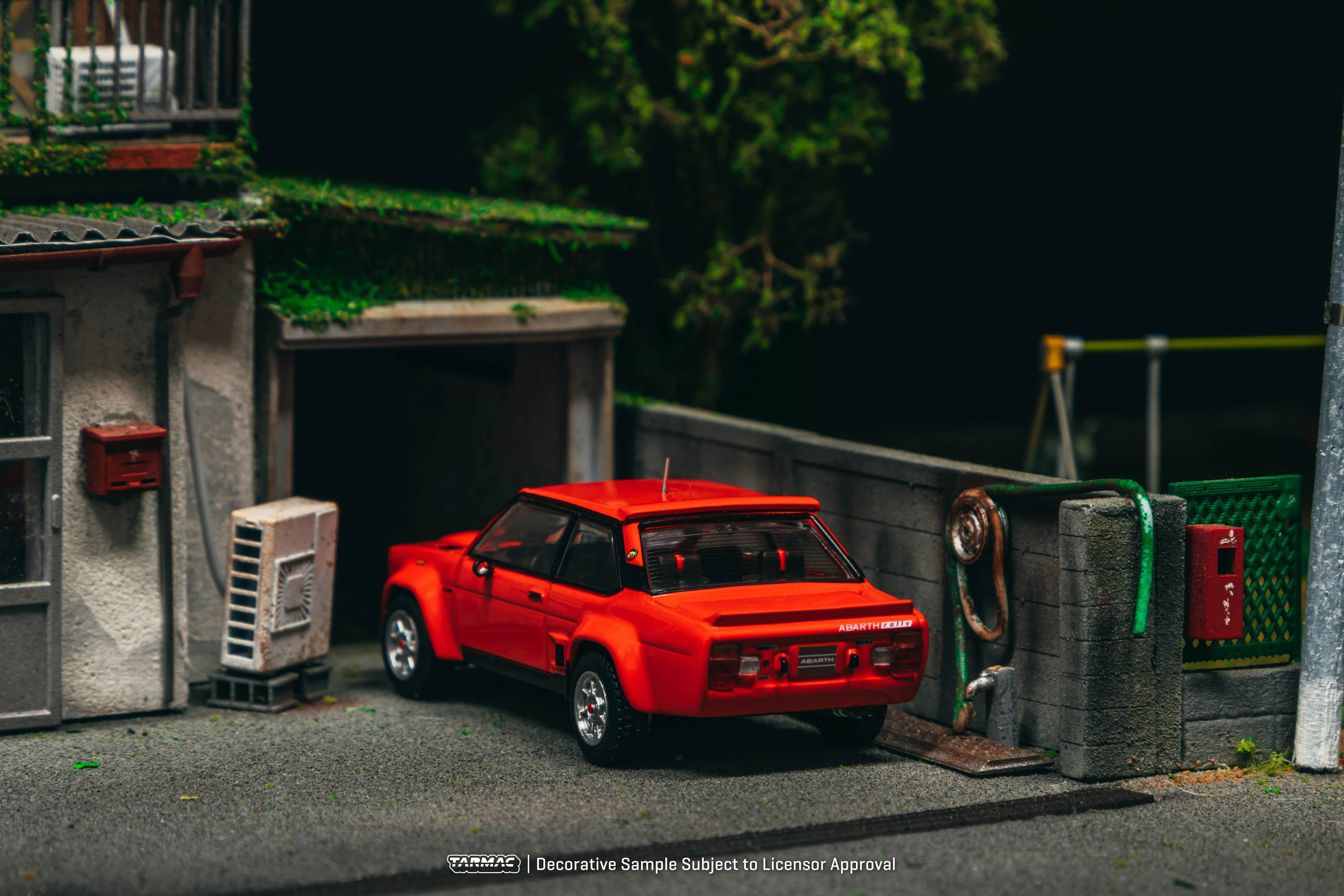 TARMAC WORKS ROAD64 1/64 FIAT 131 ABARTH Rally Stradale Red T64R-094-RE - Image 2
