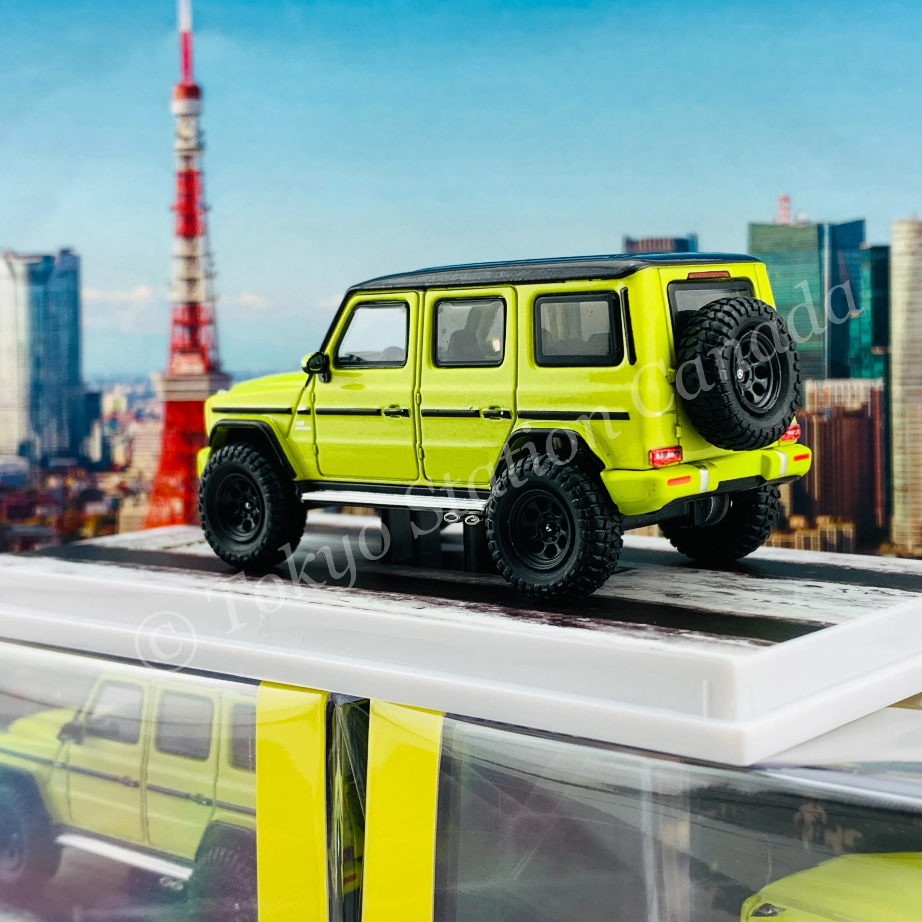 TARMAC WORKS ROAD64  1/64 Mercedes-AMG G63 Electric Beam/Yellow - WebStore Special Edition T64R-040-YE - Image 4