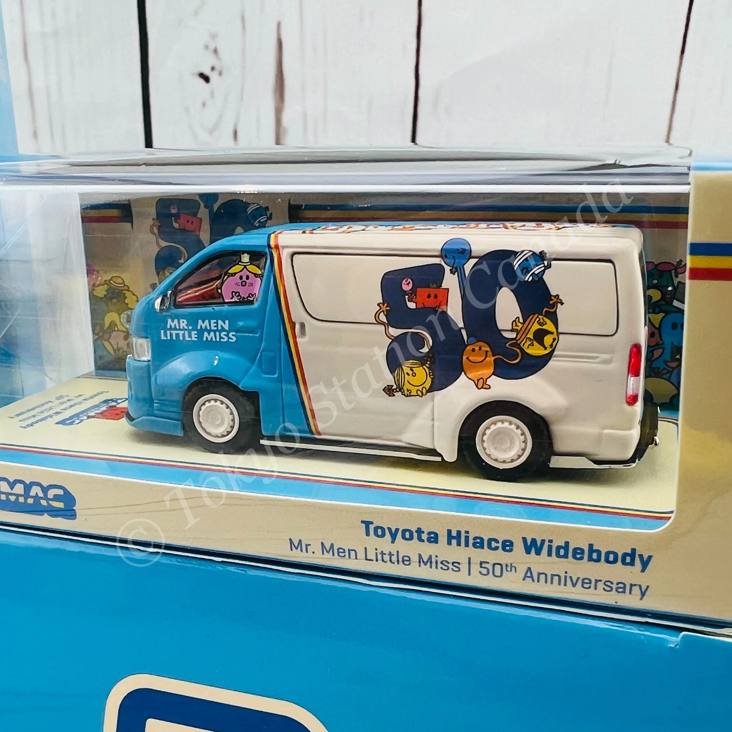 TARMAC WORKS COLLAB64 Toyota Hiace Widebody Mr. Men Little Miss 50th Anniversary with Metal Oil Can T64-038-MR - Image 3