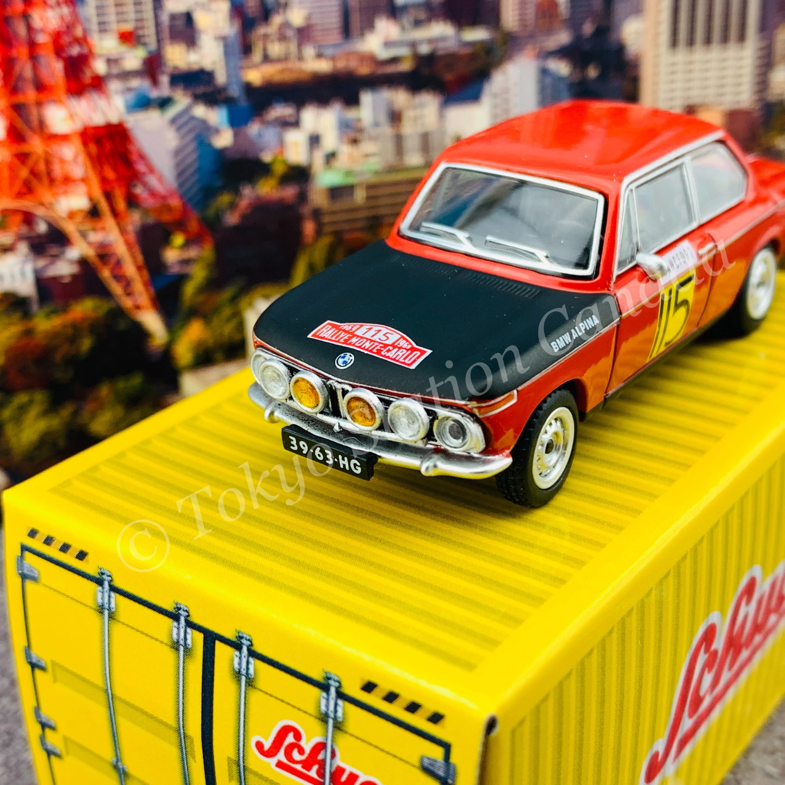 Tarmac Works x Schuco 1/64 BMW 2002  Rally Monte Carlo 1969 *** Schuco Special Edition *** T64S-007-MC69 - Image 3