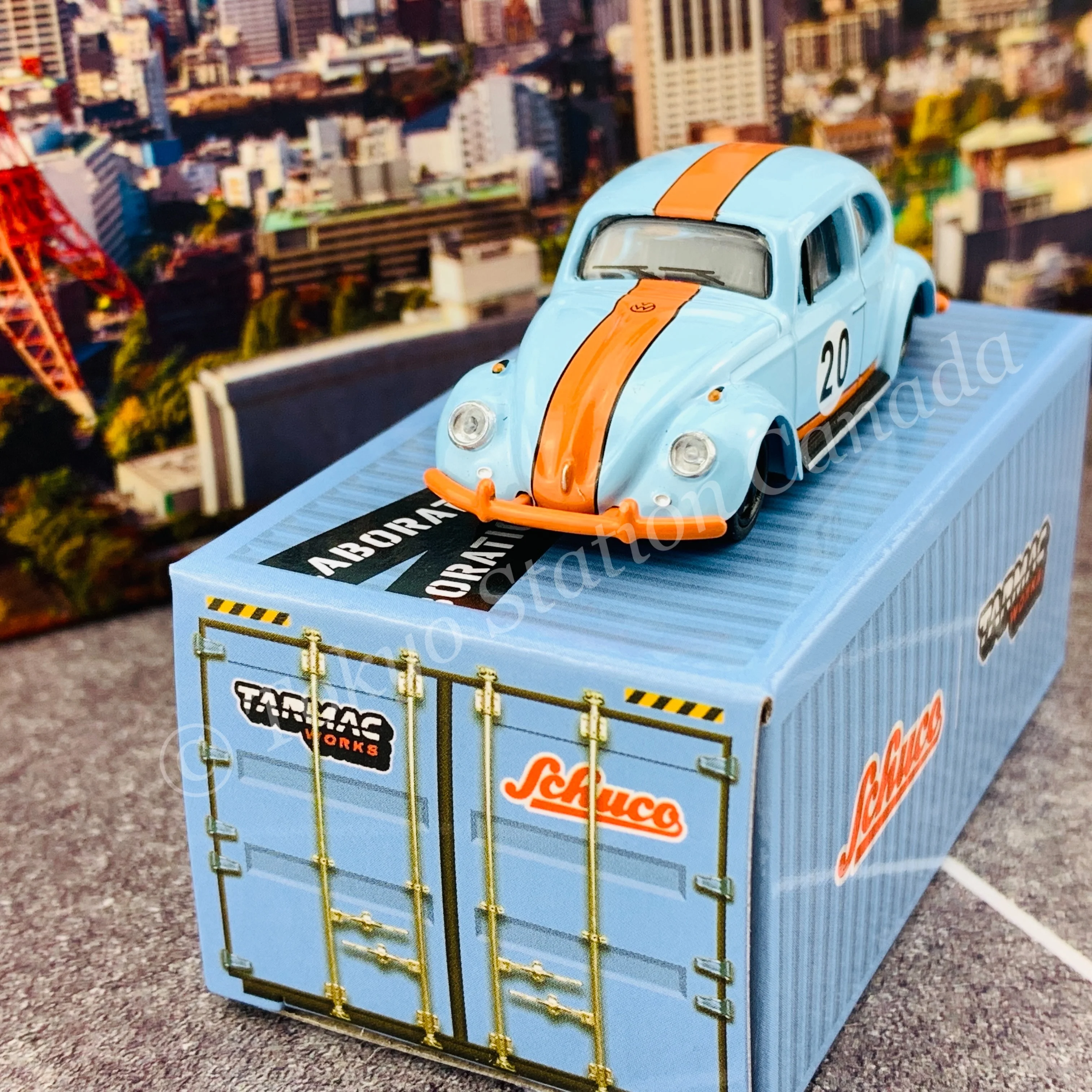 Tarmac Works x Schuco COLLAB64 1/64 Volkswagen Beetle  Blue/Orange Low Ride Height T64S-006-GF - Image 3