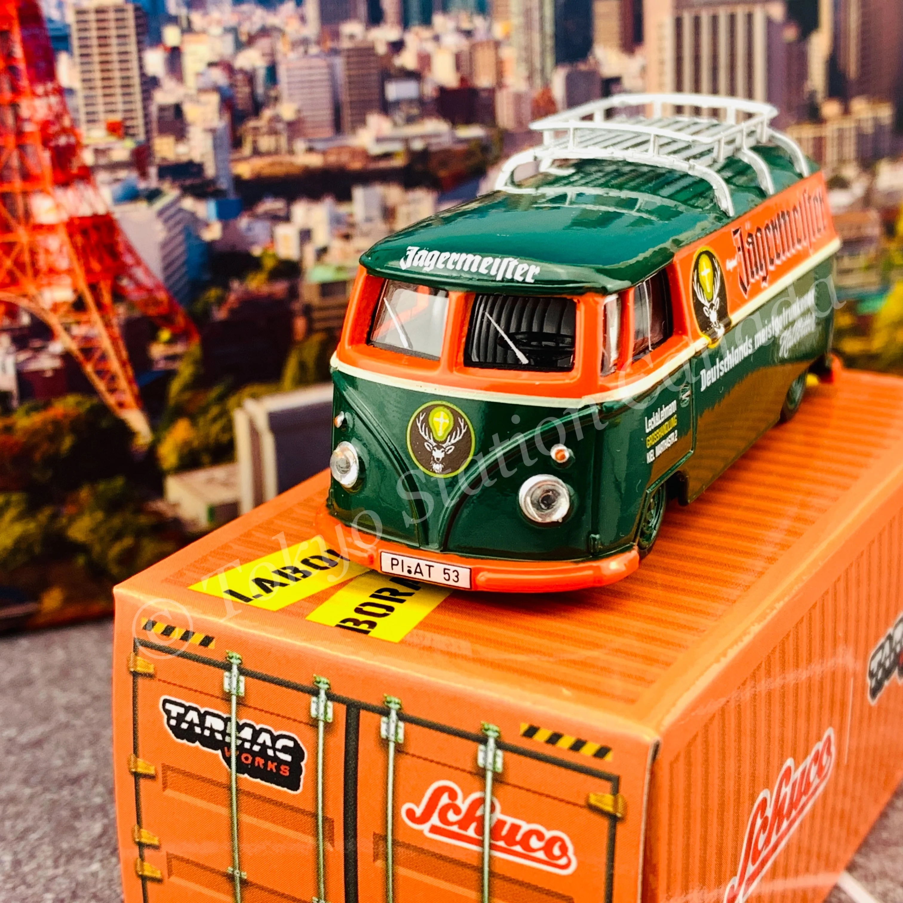 Tarmac Works x Schuco COLLAB64 1/64 Volkswagen T1 Panel Van Jagermeister Low Ride Height with Roof Rack T64S-005-JAG - Image 3