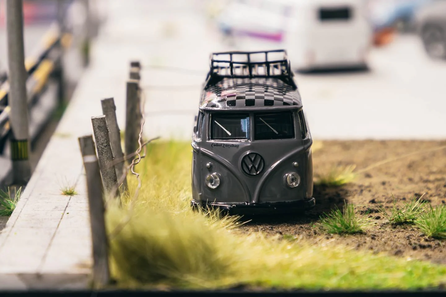Tarmac Works x Schuco COLLAB64 1/64 Volkswagen T1 Panel Van Mean Streets Special Edition with metal oil can and special paper box T64S-005-FAT - Image 4