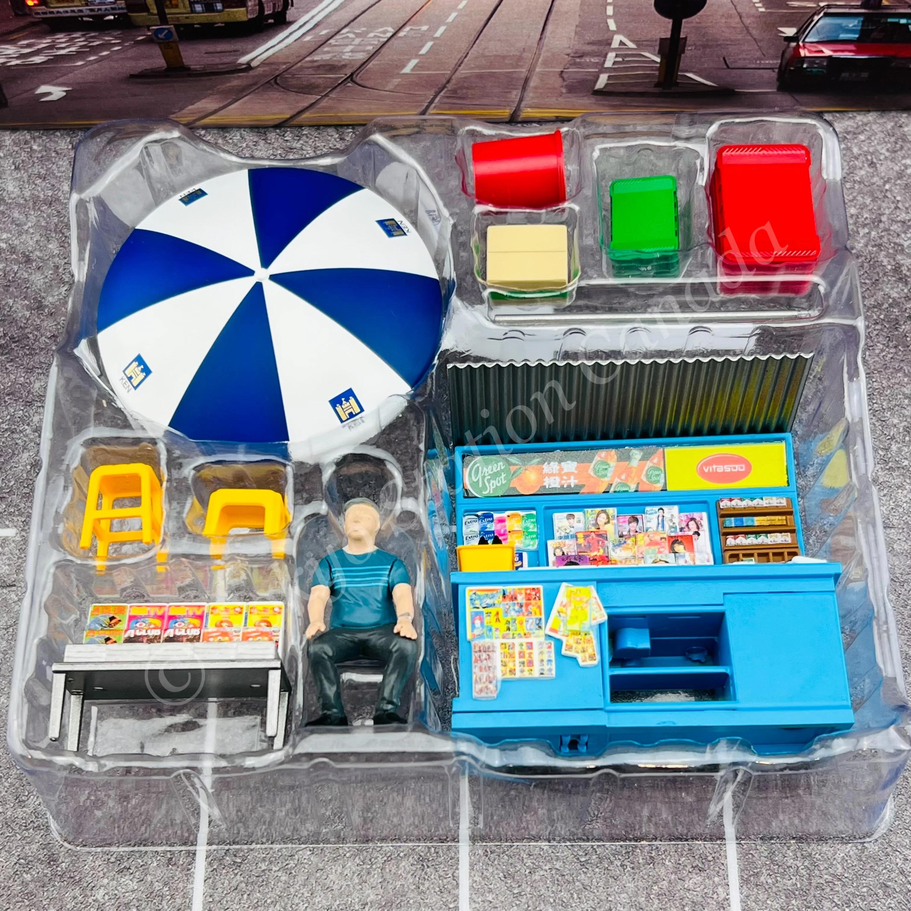TINY 微影 1/35 Newsstand (with figure) 報紙檔 (連人仔) ATC35029 - Image 6