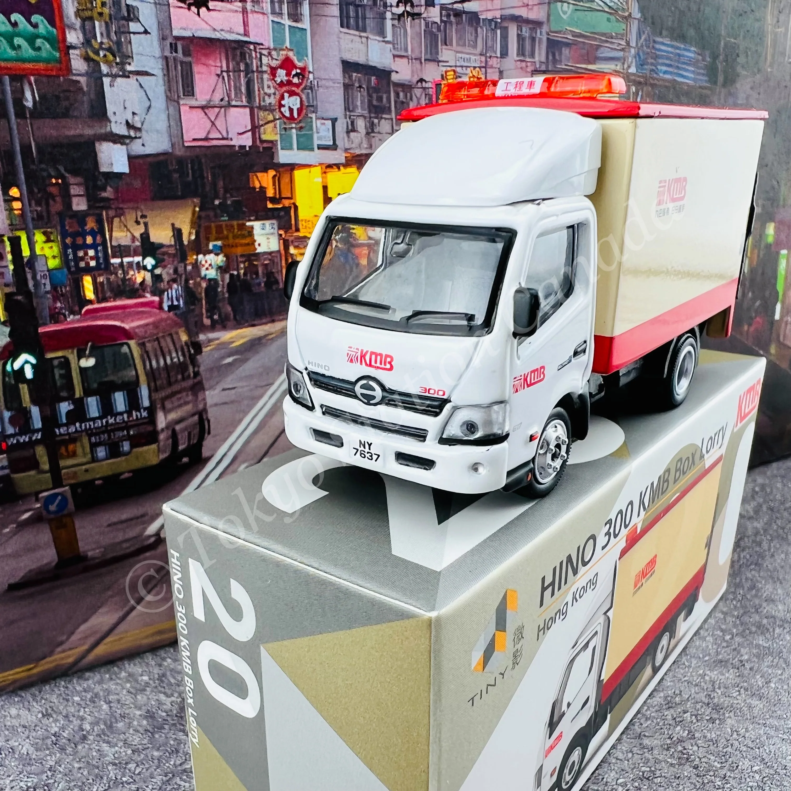 TINY 微影 20 HINO 300 KMB Box Lorry 日野 300 九巴貨車 KMB2020002 - Image 2