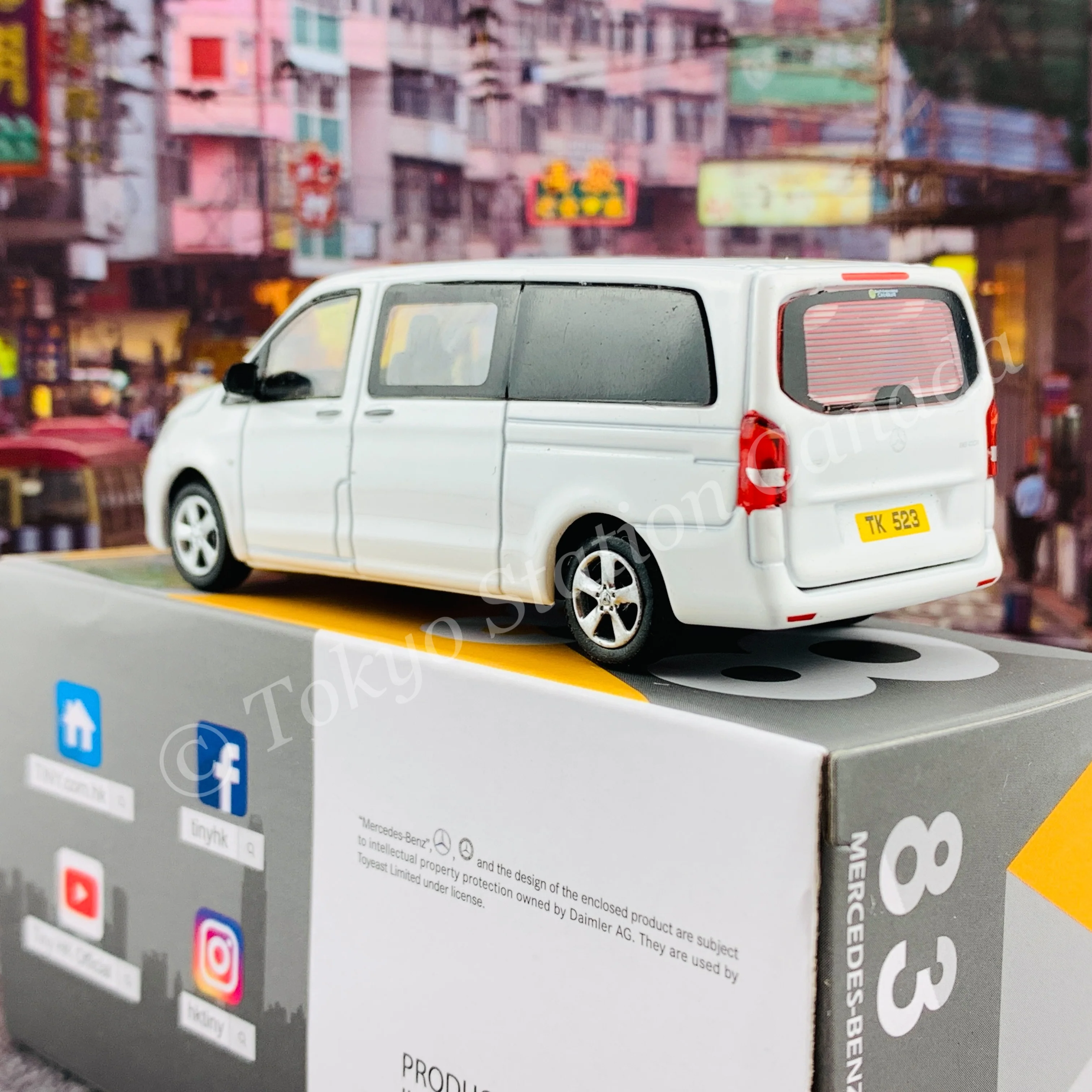 TINY 微影 83 MERCEDES-BENZ Vito Hong Kong (White) ATC65065 - Image 4