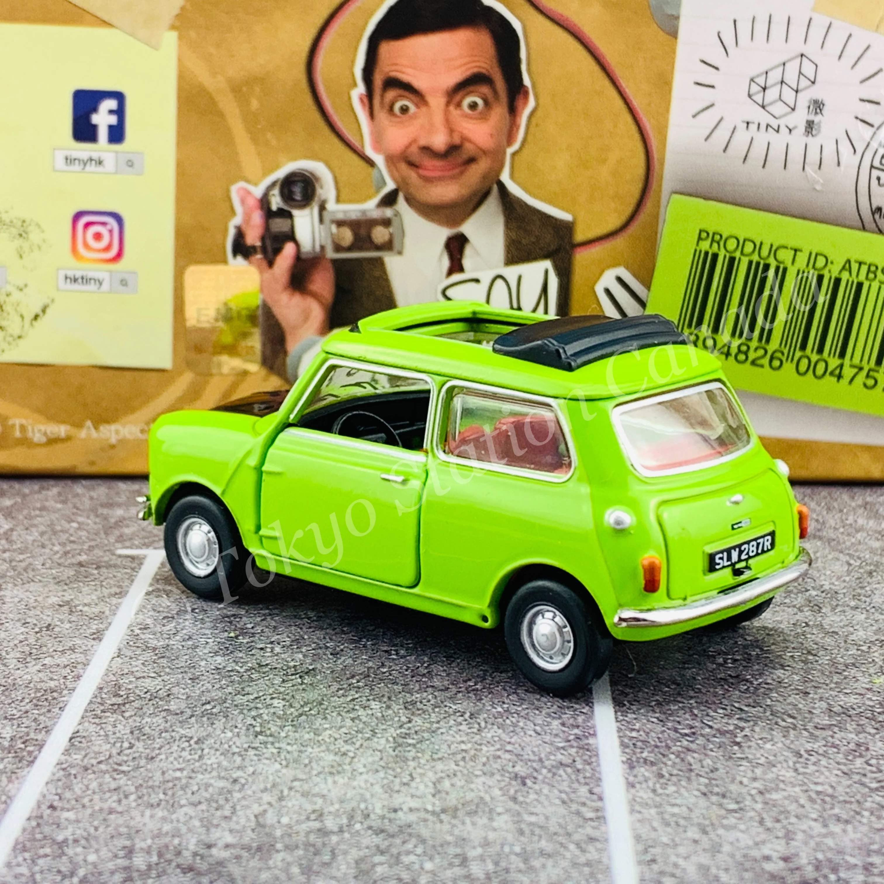 TINY 微影 Mr Bean's MINI Set ( Sunroof open Mini cooper + Mr Bean's Figure with suitcase) LHD ATBS018 - Image 5
