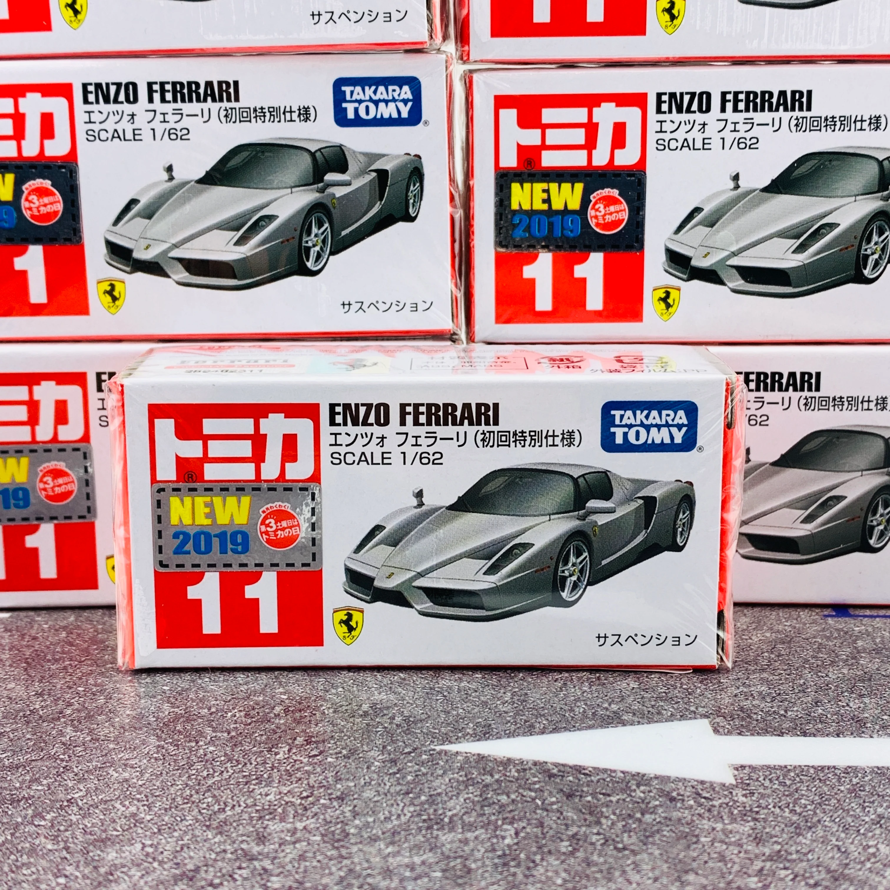 Tomica 11 ENZO FERRARI First Edition (初回特別仕様) SILVER - Image 7