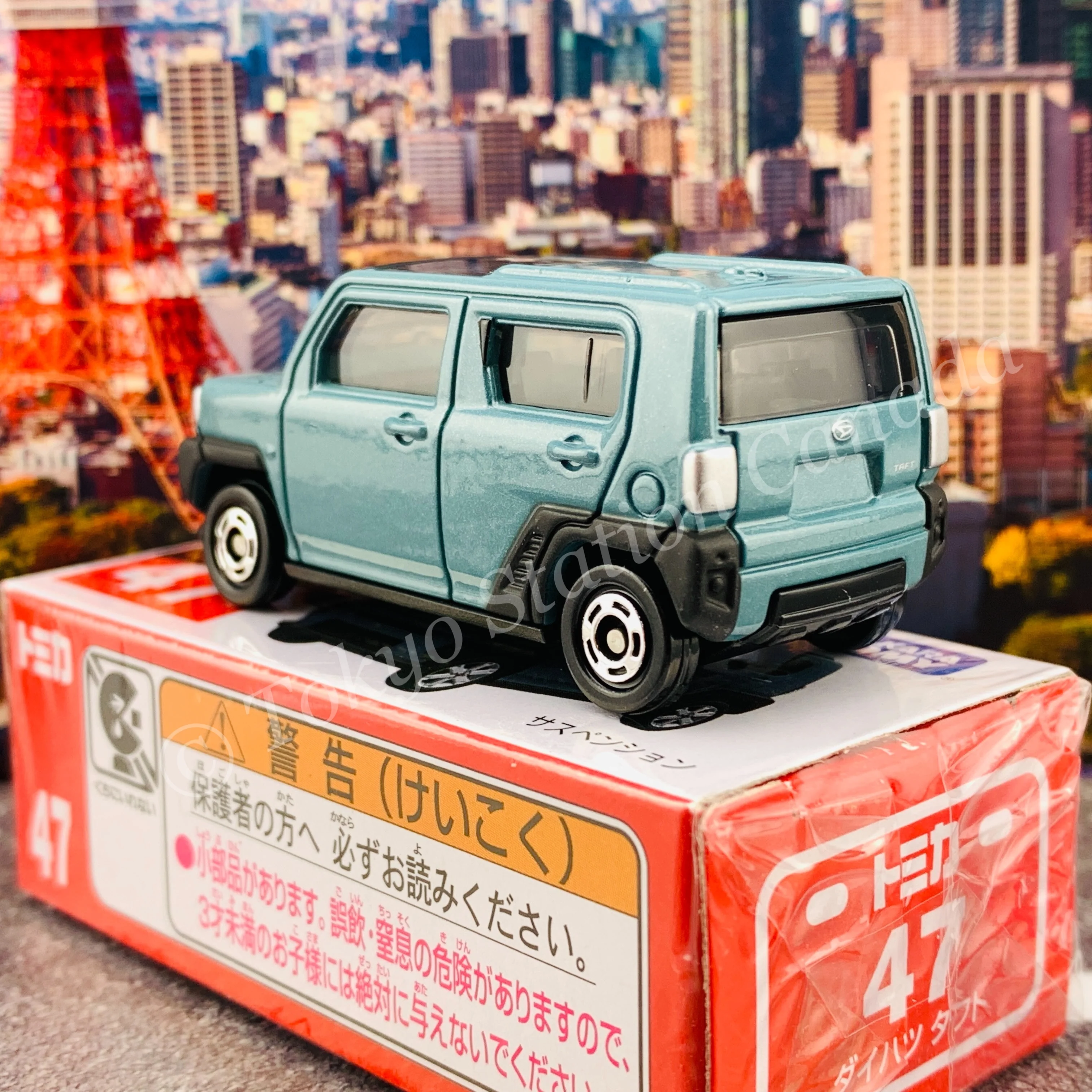 TOMICA 47 Daihatsu Taft 4904810156772 - Image 3