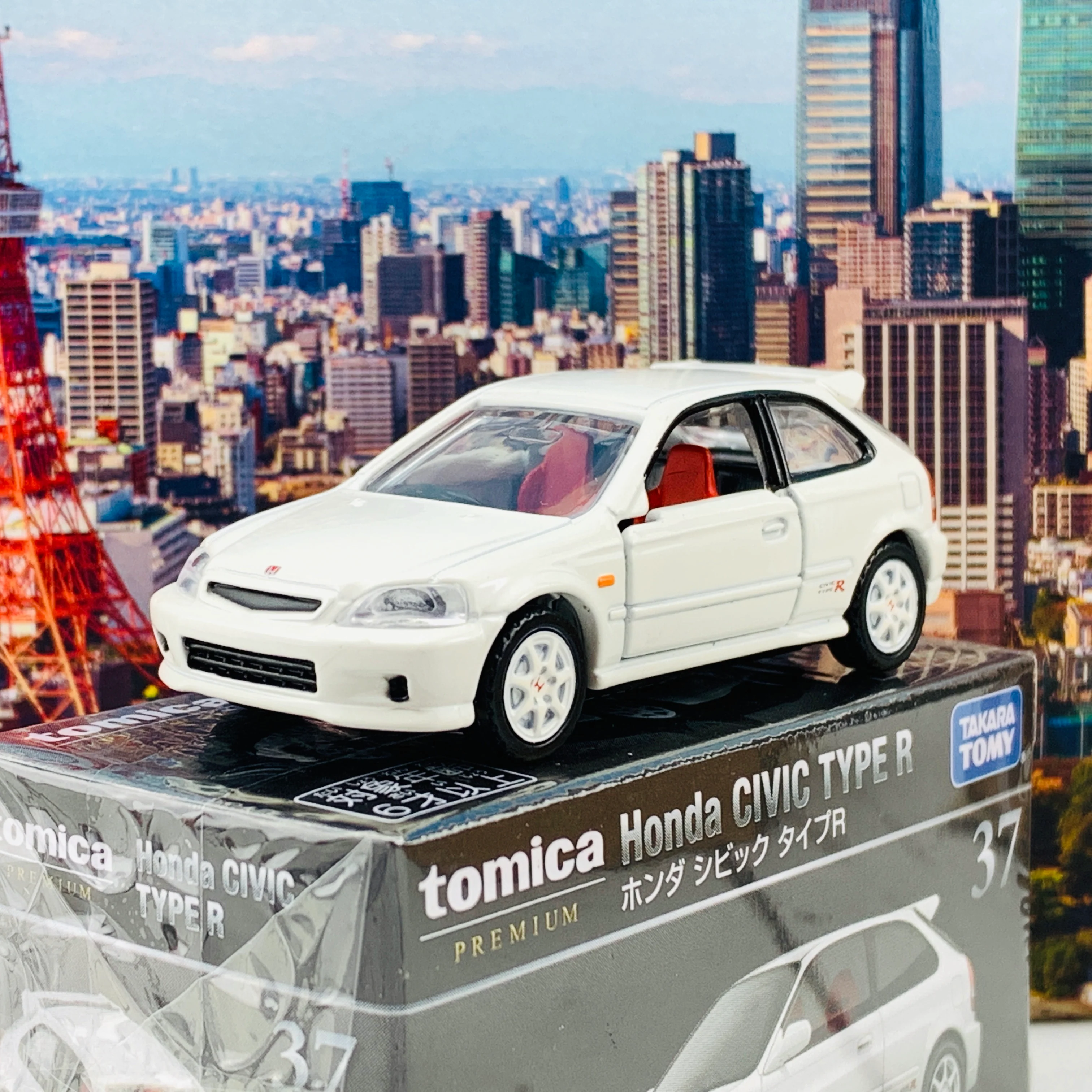 Tomica Premium 37 Honda Civic Type R WHITE - Image 2