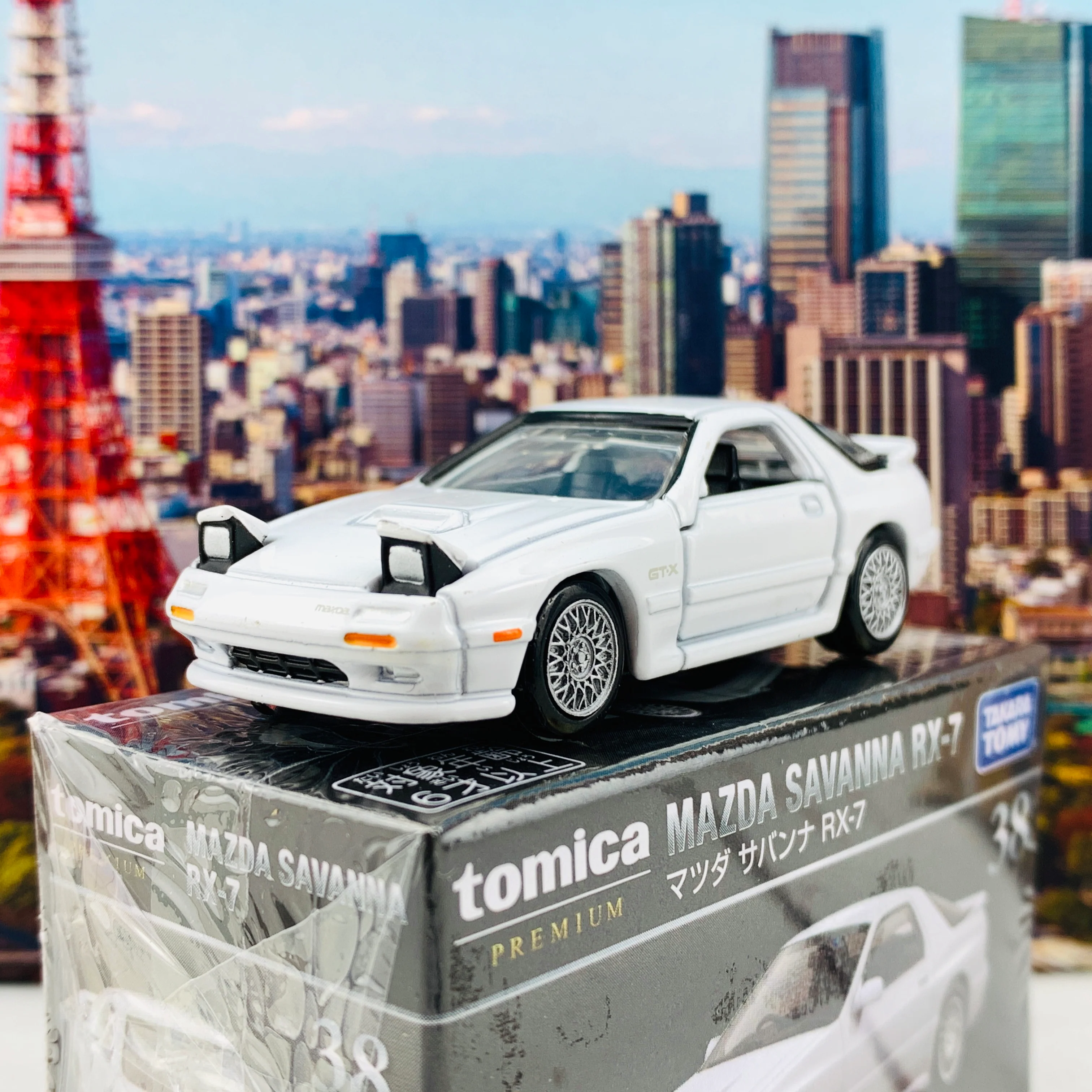 Tomica Premium 38 Mazda Savanna RX7 - Image 2