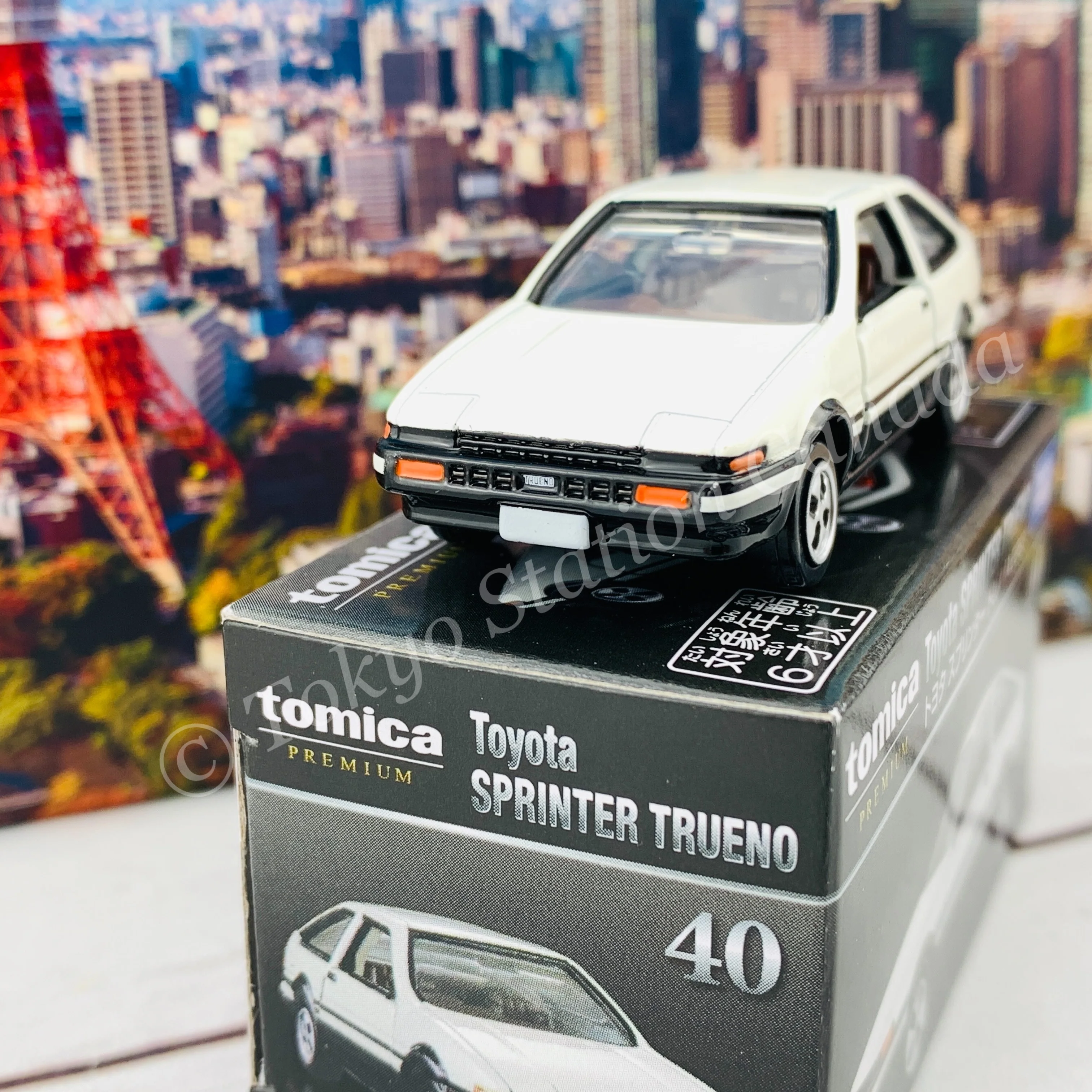 Tomica Premium 40 Toyota Sprinter Trueno AE86 WHITE 4904810162070 - Image 3
