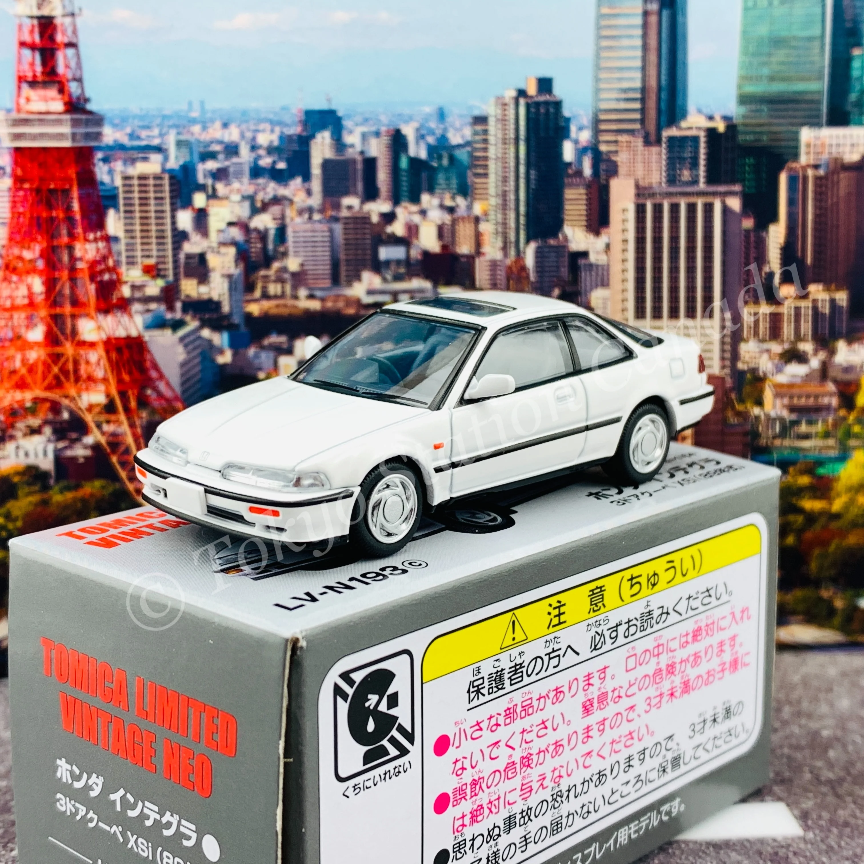 Tomytec Limited Vintage Neo 1/64 Honda Integra 3 Door Coupe XSi 1989 (White) LV-N193c - Image 2