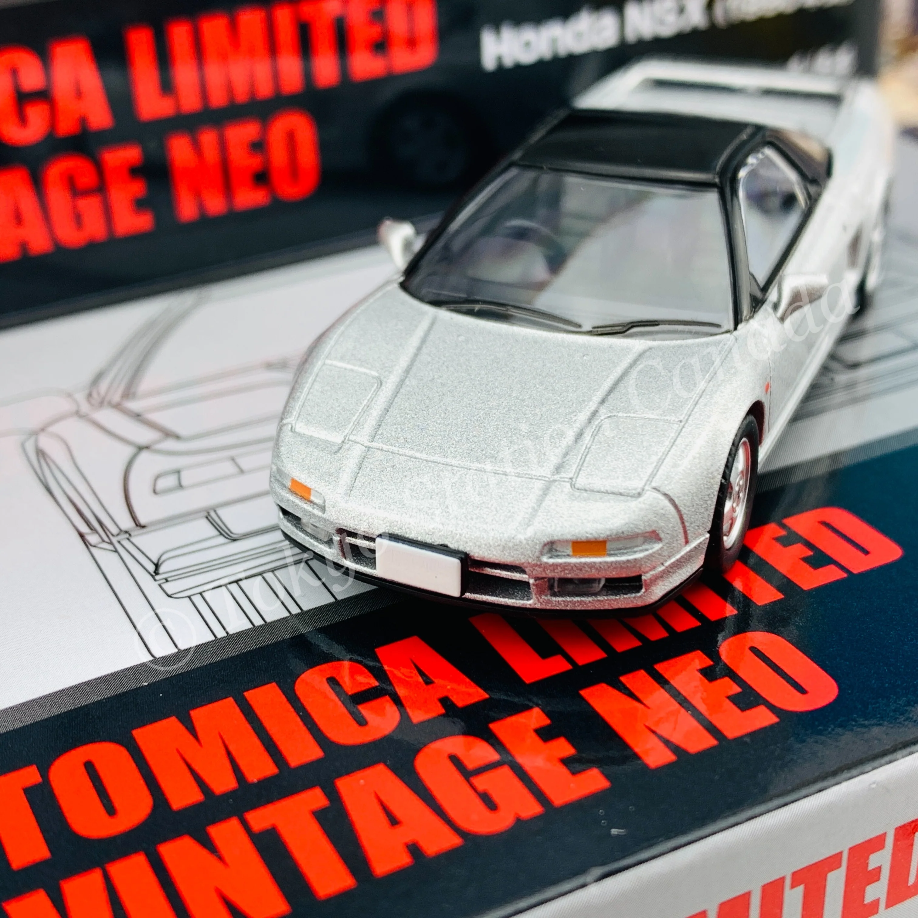 Tomytec Limited Vintage Neo 1/64 Honda NSX SILVER LV-N226b - Image 3