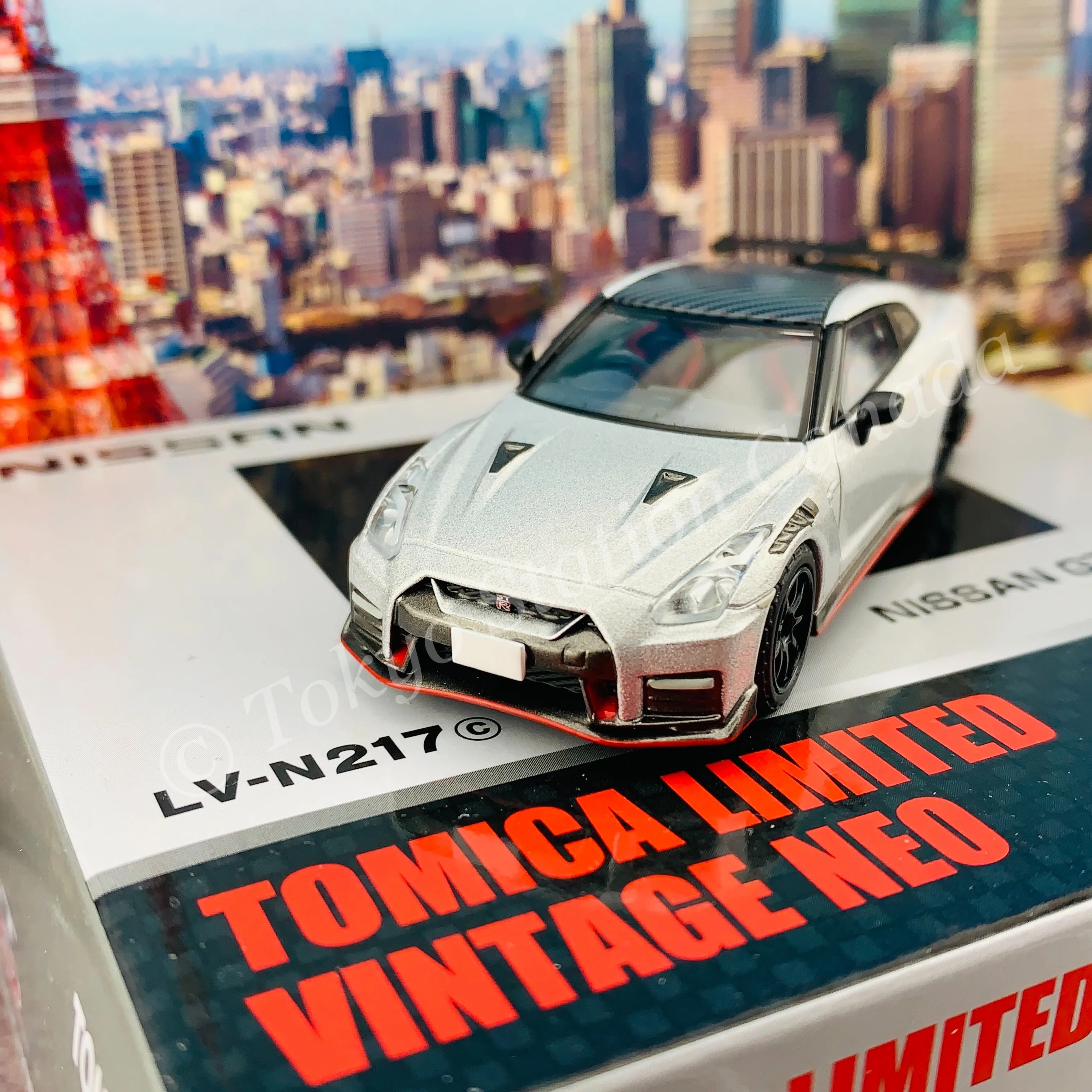 Tomytec Limited Vintage Neo 1/64 NISSAN GT-R NISMO 2020 model (Silver) LV-N217c - Image 4