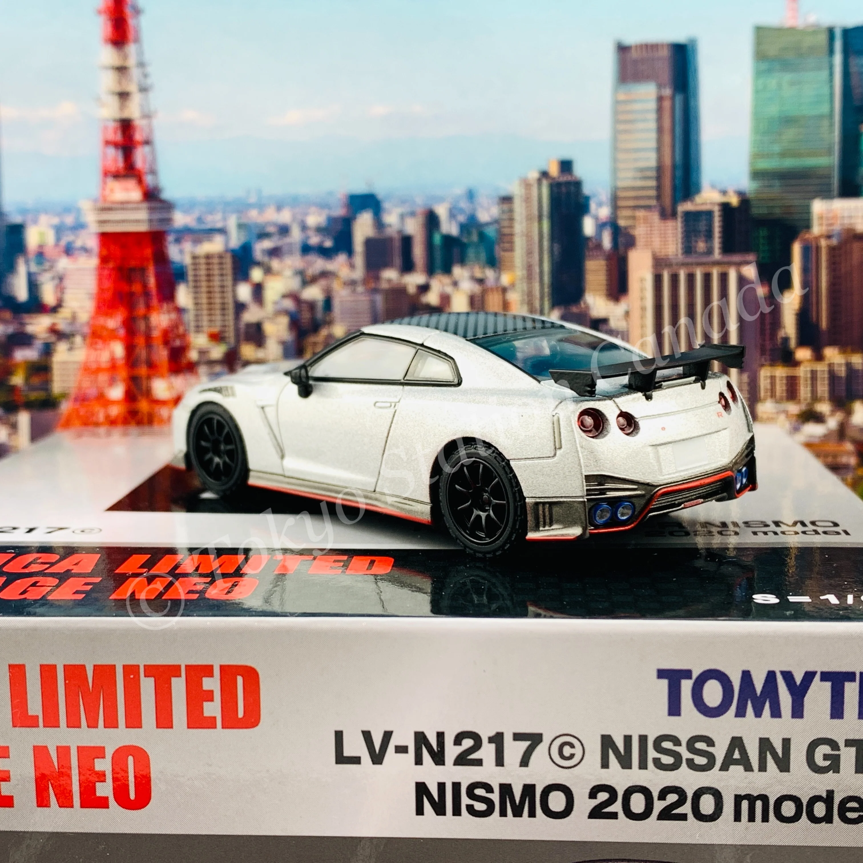 Tomytec Limited Vintage Neo 1/64 NISSAN GT-R NISMO 2020 model (Silver) LV-N217c - Image 5