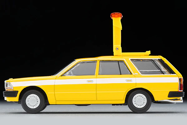 TOMYTEC TLVN 1/64 Cedric Van Road Patrol Car LV-N306a - Image 4