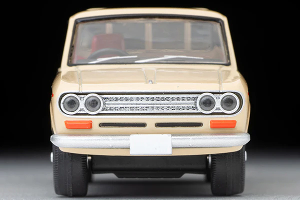 TOMYTEC TLV 1/64 Datsun 1300 truck (light brown) with figure LV-195d - Image 3