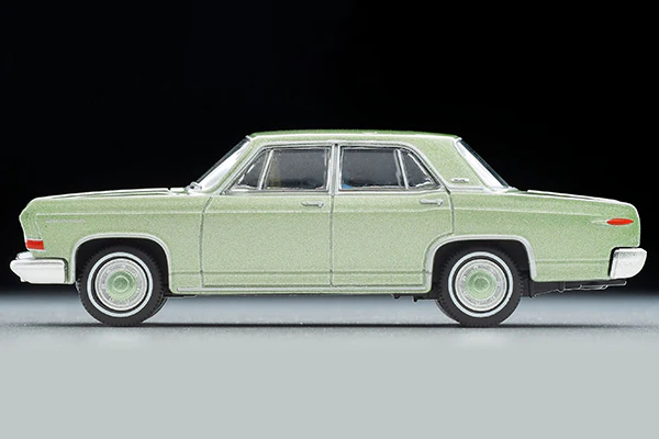 TOMYTEC TLV 1/64 Mitsubishi Debonair (Green) 1964 LV-42d - Image 4
