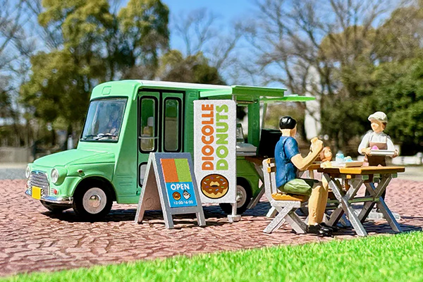 TOMYTEC TLVN 1/64 Diocolle 64 #Car Snap 24a Donut Shop - Image 2