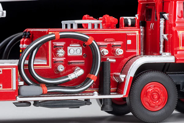 TOMYTEC TLVN 1/64 Hino TC343 Ladder Fire Engine (Owase Fire Department) LV-N24c - Image 3
