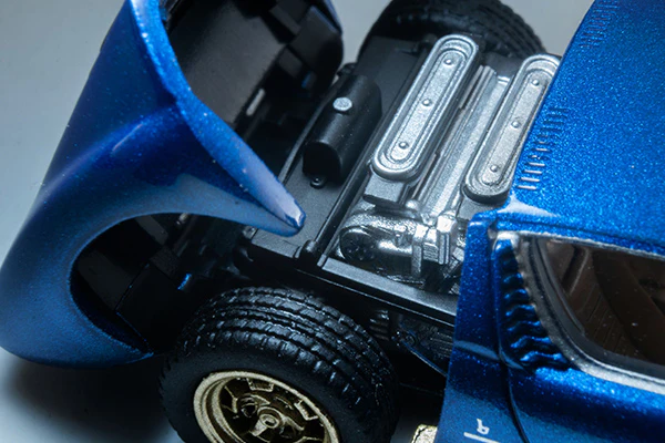TOMYTEC TLVN 1/64 LV Lamborghini Miura SV (Metallic Blue) - Image 3