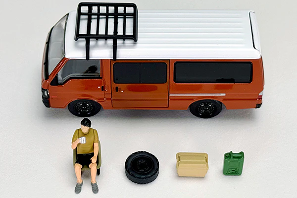 TOMYTEC TLVN 1/64 Mazda Bongo Brawny Van Custom Specification (Brown) Roof Carrier, Figure Included LV-N310d - Image 5