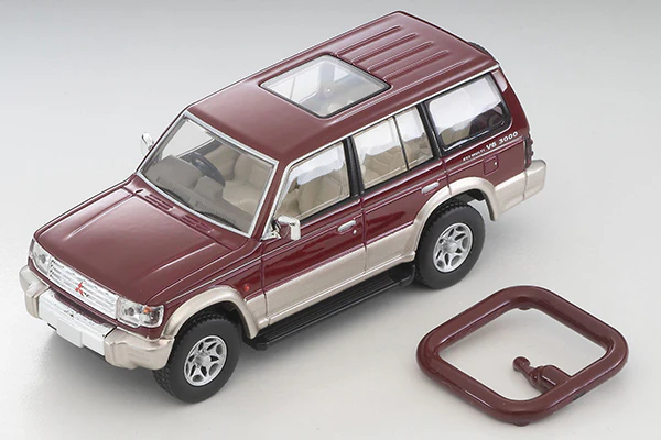 PREORDER TOMYTEC TLVN 1/64 Mitsubishi Pajero Mid Roof Wide VR (Red/Beige) 1996 LV-N206b (Approx. Release Date : Feb 2025 subject to manufacturer's final decision) - Image 2