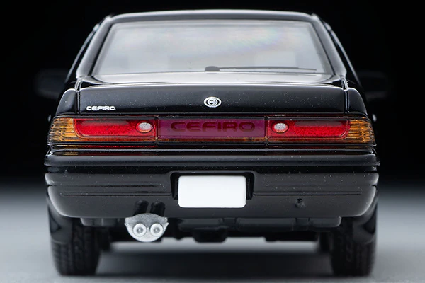 TOMYTEC TLVN 1/64 Nissan Cefiro Sport Cruising (black) 1988 LV-N335b - Image 2