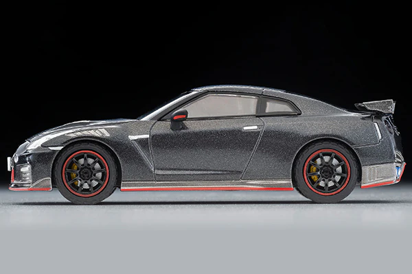 TOMYTEC TLVN 1/64 NISSAN GT-R NISMO Special edition 2022 model (Black) LV-N254c - Image 5