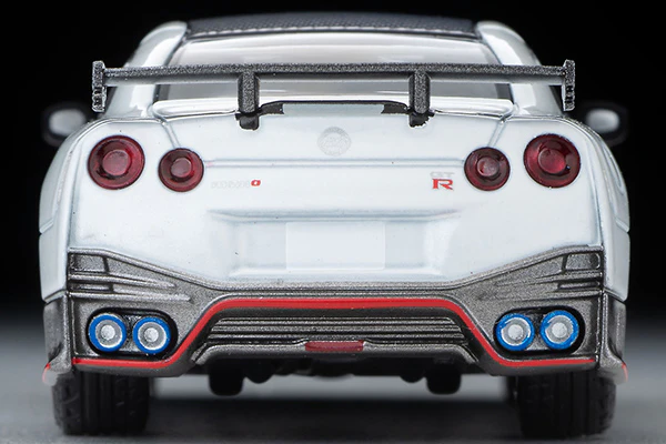 TOMYTEC TLVN 1/64 NISSAN GT-R NISMO Special edition 2022model (white) LV-N254b - Image 3