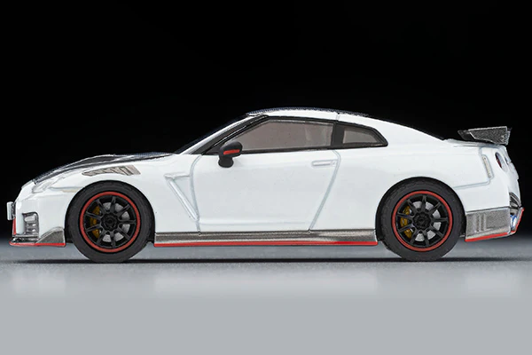 TOMYTEC TLVN 1/64 NISSAN GT-R NISMO Special edition 2022model (white) LV-N254b - Image 5