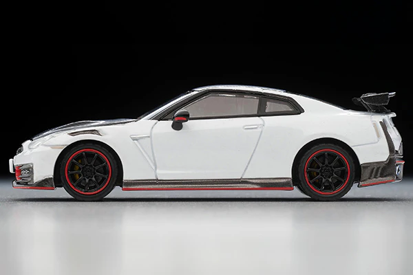 TOMYTEC TLVN 1/64 NISSAN GT-R NISMO Special edition 2024 model (White) LV-N317b - Image 4