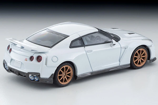 TOMYTEC TLVN 1/64 NISSAN GT-R Premium edition T-spec 2024 WHITE LV-N316c - Image 4