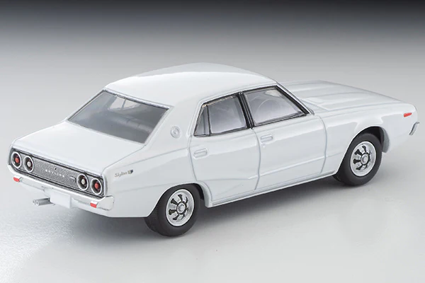 TOMYTEC TLVN 1/64 Nissan Skyline 2000GT (White) 1974 LV-N270b - Image 5