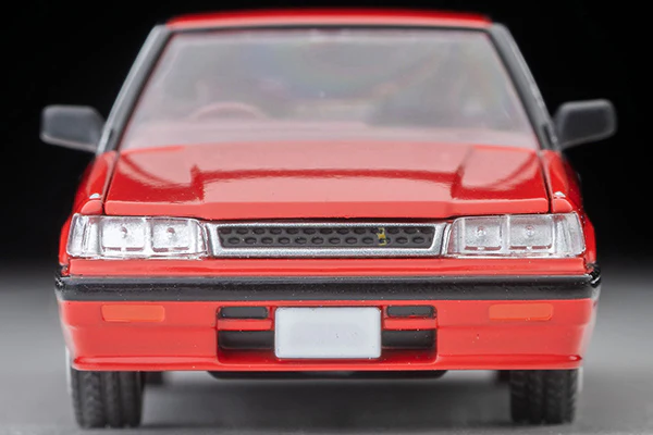 TOMYTEC TLVN 1/64 Nissan Skyline 4-door HT 1800 Passage (red) 1987 LV-N352a - Image 3