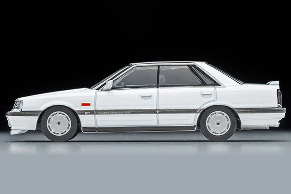 TOMYTEC TLVN 1/64 Nissan Skyline 4-door HT GT Passage Twin Cam 24V (White) 1987 LV-N301a - Image 5
