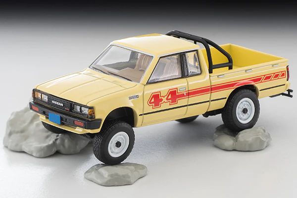 TOMYTEC TLVN 1/64 Nissan Truck 4X4 King Cab (Yellow) North American Specification LV-N321a - Image 2