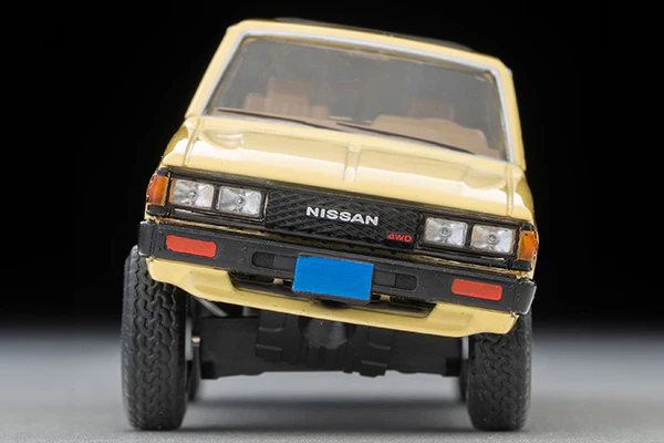 TOMYTEC TLVN 1/64 Nissan Truck 4X4 King Cab (Yellow) North American Specification LV-N321a - Image 3