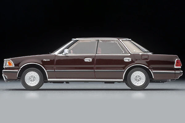 TOMYTEC TLVN 1/64 Toyota Crown Hardtop Supercharged Royal Saloon (Wine) 1985 LV-N175c - Image 3