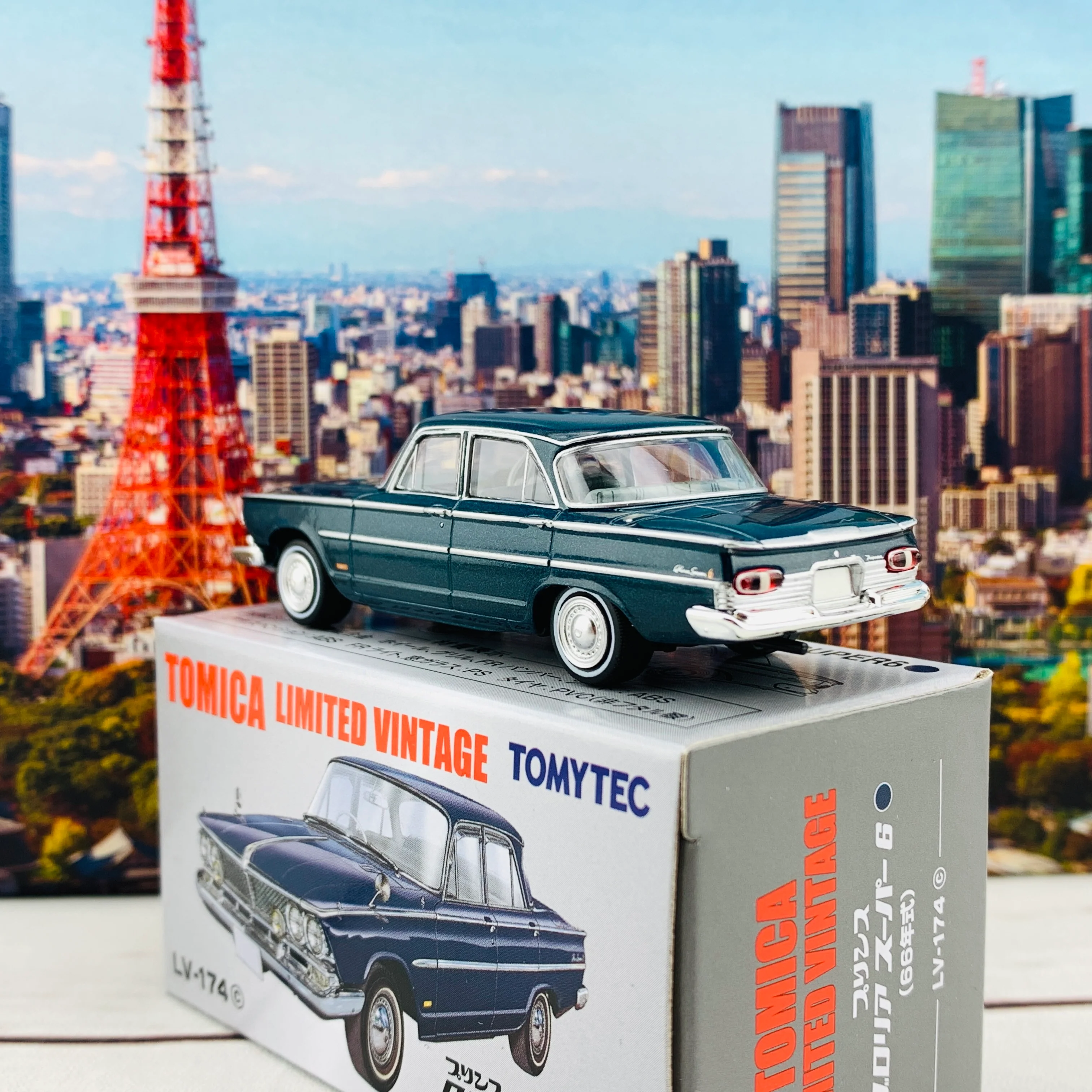 Tomytec Tomica Limited Vintage 1/64 Prince Gloria Super 6 (Navy) 1966 LV-174c - Image 3