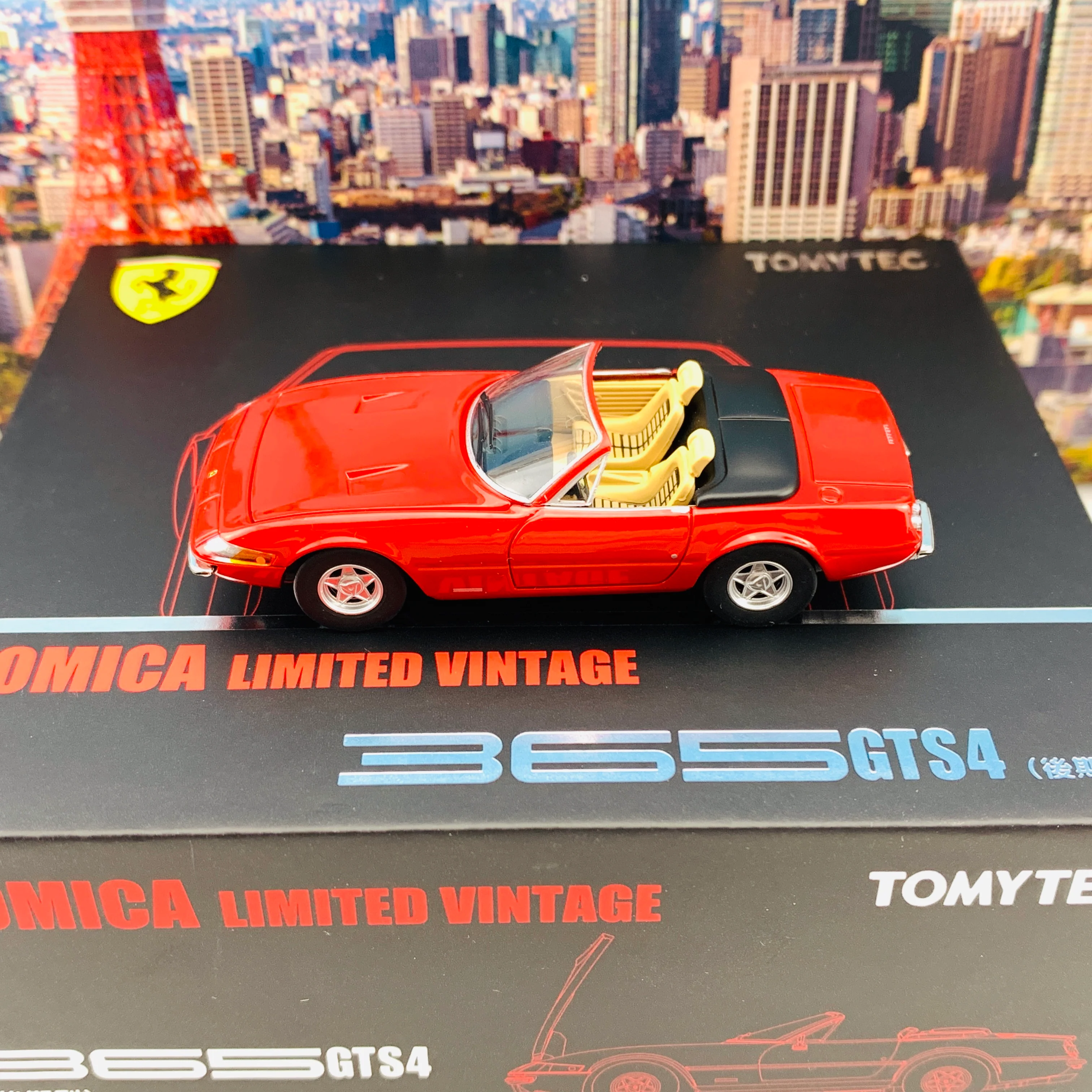 Tomytec Tomica Limited Vintage Neo 1/64 Ferrari 365 GTS4 (RED - Image 2